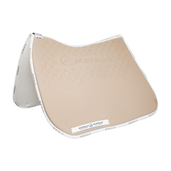 LYCRA DRESSAGE PAD W/GEL GRIP & BAMBOO FIBER UNDERSIDE